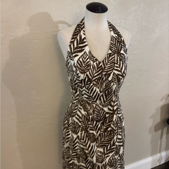 Jones New York Tropical Brown and White leaf pattern Halter Dress Sz 8 - Picture 6 of 8